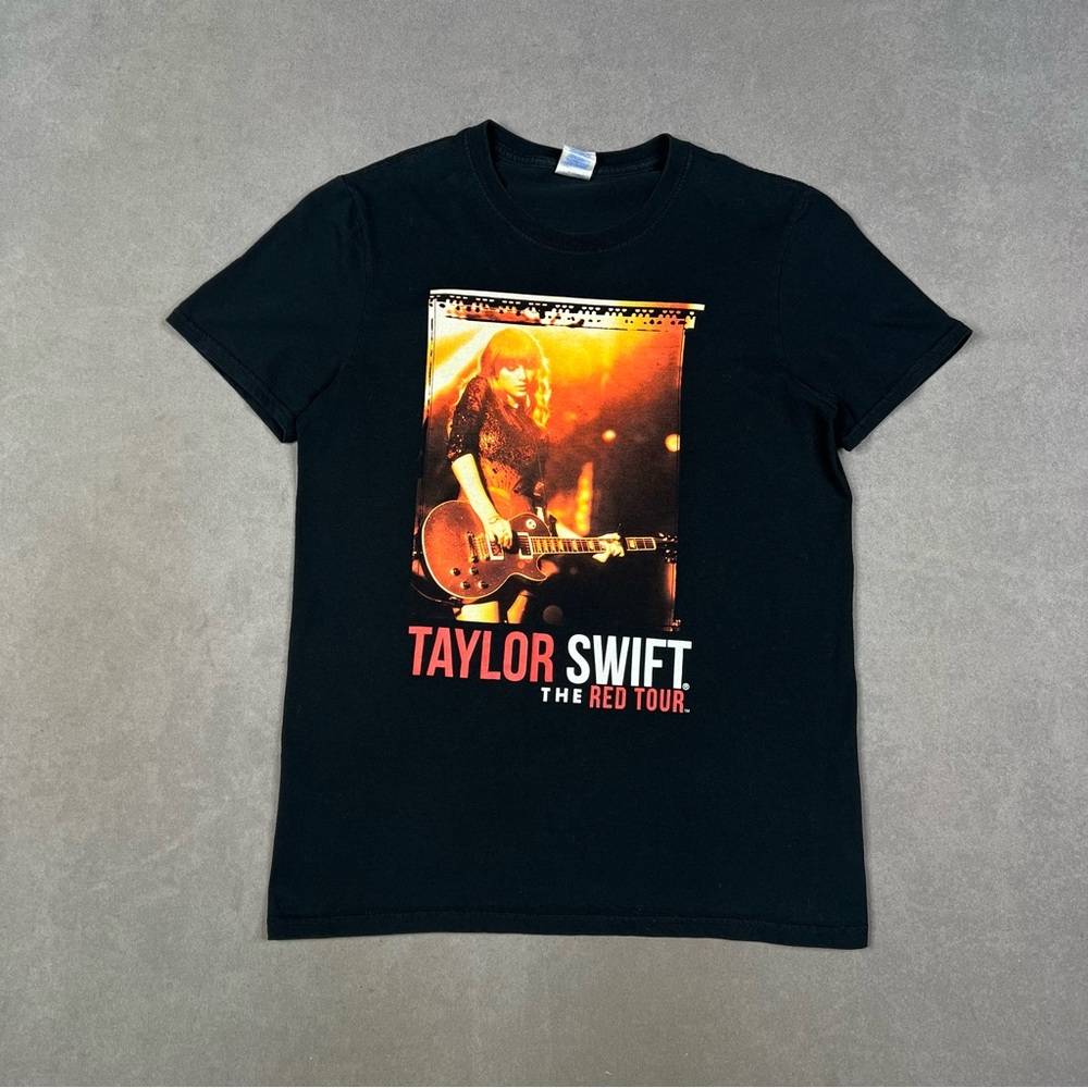 Taylor Swift Tour Black T-Shirt